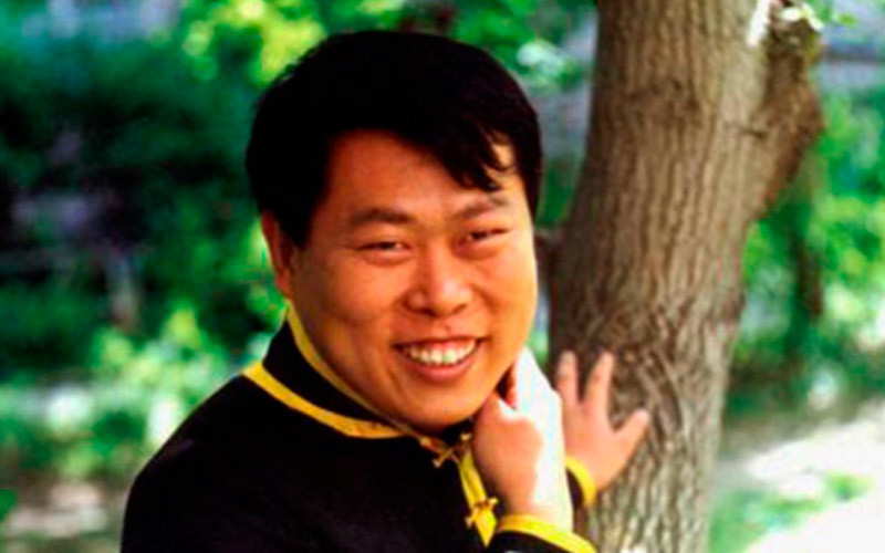 <span style="font-weight: bold;">О Мастере</span><br>